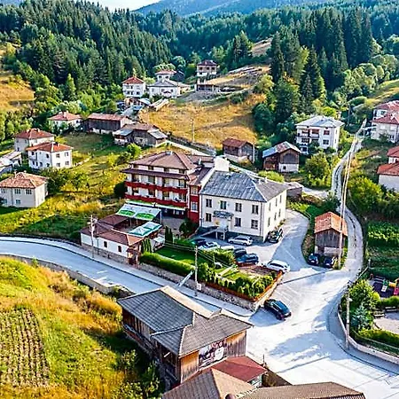 Yagodina Family Hotel Borino