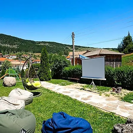 Hotel Yagodina Family